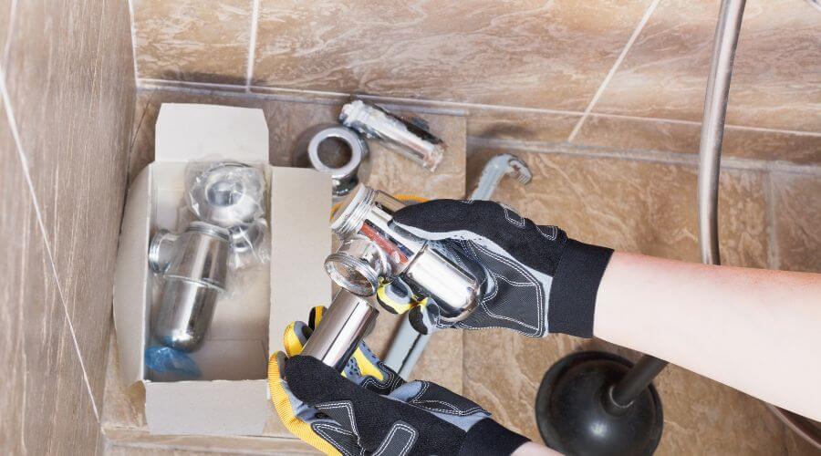 Professional gutter cleaning in Deering, AK